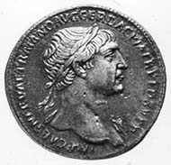 25 (34) RIC II, 575. Traian, Sestertius, Rom 104-111 n. Chr., Gewicht: 27,30. Vs: Portrait mit Lorbeerkranz. Rs: Reich verzierte Tempelfassade.