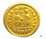 43 (63) RIC IX, 17 g. Gratianus, Solidus, Trier 375-378 n. Chr., Gewicht: 4,468 g. Vs: Büste Gratians mit Diadem. Rs: Zwei Kaiser mit Globus, zwischen ihnen Victoria.