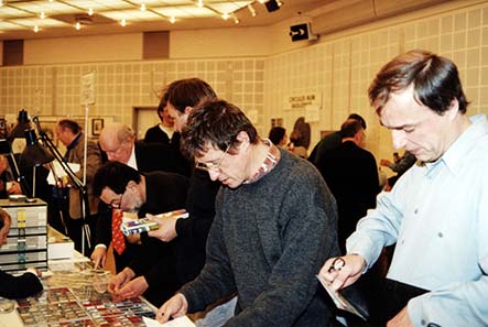 Ein Blick in den Saal der World Money Fair des Jahres 2000.