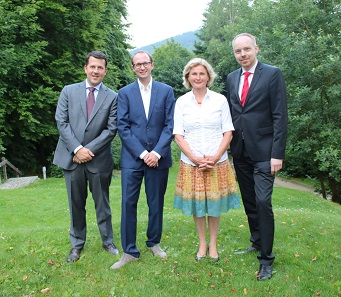 Der VdDM-Vorstand (v.l.n.r. Christoph Raab, Ulrich Künker, Susanne Benz & Jan Tietjen).