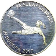 Frauenfußball in Europa 2017 / .333 Silber / Design: Laura Nicklaus, Münze Berlin / Auflage: 1.000.
