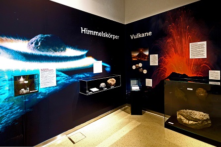 Der Ausbruch des Vulkans Tambora in der Ausstellung. © Helmut Lackinger.