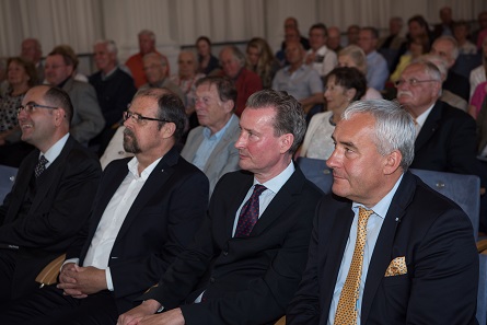 Von rechts nach links: Martin Wallraff, Martin Eichler, Kay Ehling und Ludwig Spaenle. Nicht im Bild der Leitende Sammlungsdirektor Dietrich Klose, der gerade die Gäste begrüßt.