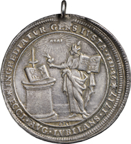 Luther schlägt die Thesen an die Schlosskirche in Wittenberg / Gekrönte Ecclesia Augustana, 1717, Medaille von Ph. H. Müller, Silber.