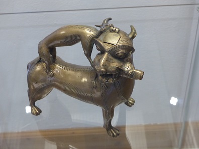 Aquamanile aus dem Nürnberger Germanischen Nationalmuseum.