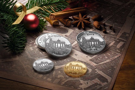 Die Degussa Weihnachtsthaler 2017 in Gold und Silber.