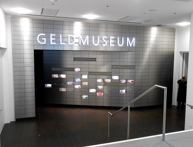 Der Eingang zur Ausstellung des Geldmuseums der Deutschen Bundesbank.