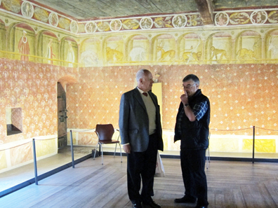 Die Badestube - ein original erhaltener Saal des Mittelalters. Foto: UK.