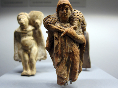 Tarent(?). Statuette eines Widderträgers. 2. Hälfte 5.-4. Jh. v. Chr. Foto: KW.