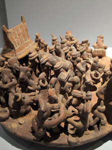 Nayarit / Mexiko. Bestattungsszene, 1. Jh. v.-5. Jh. n. Chr. Foto: KW.