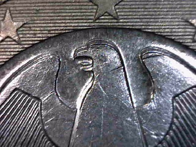 1-Euro 2004 (Deutschland) mit Mehrfachschlag. Schätzung: 10 Euro.