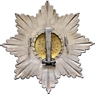 Nr. 1335: Orden und Ehrenzeichen. Königreich Sachsen. Hausorden der Rautenkrone, Bruststern, von Biennais (1807/8). Exemplar von Kaiser Napoleon aus der „Waterloo-Beute“. Taxe: 75.000,- Euro.