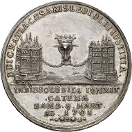 Nr. 4099: Mecklenburg-Schwerin. Friedrich Wilhelm, 1692-1713. Silbermedaille 1701 von Z. D. Kelp und B. Meyer auf den Hamburger Erbvergleich. Äußerst selten. Vorzüglich. Spezialsammlung Mecklenburg. Taxe: 10.000,- Euro.