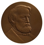 Medaille auf Julius Friedländer von Marianne Dietz, 2018, Vorderseite. Foto: Staatliche Museen zu Berlin, Münzkabinett / Bernhard Weisser.